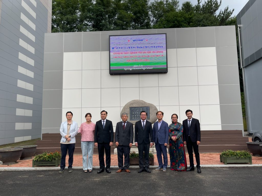 호치민시와 경상북도 간 교육협력 – 한국. 중등학교 졸업 후 학생들에게 매우 매력적인 해외 유학 기회