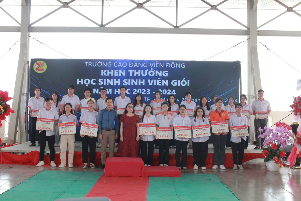 Lễ Khai giảng năm học 2024 – 2025 và Trao bằng tốt nghiệp