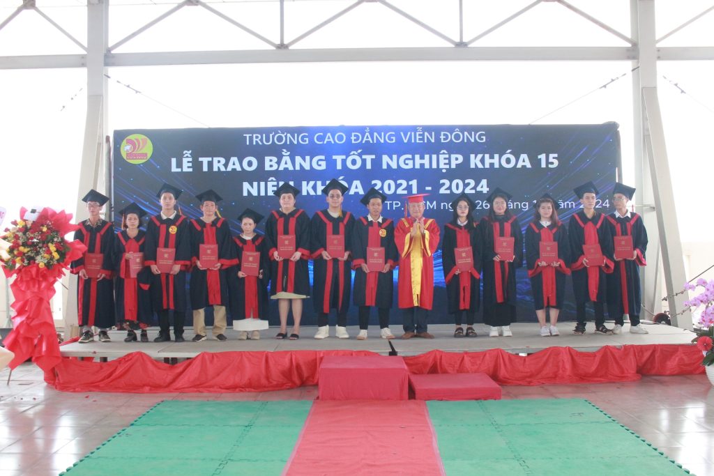 Lễ Khai giảng năm học 2024 – 2025 và Trao bằng tốt nghiệp